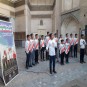 با تلاش فرهنگ سرای مهر انجام شد اجرای سرود خیابانی مقابل مسجد میر عماد کاشان به مناسبت 13 آبان